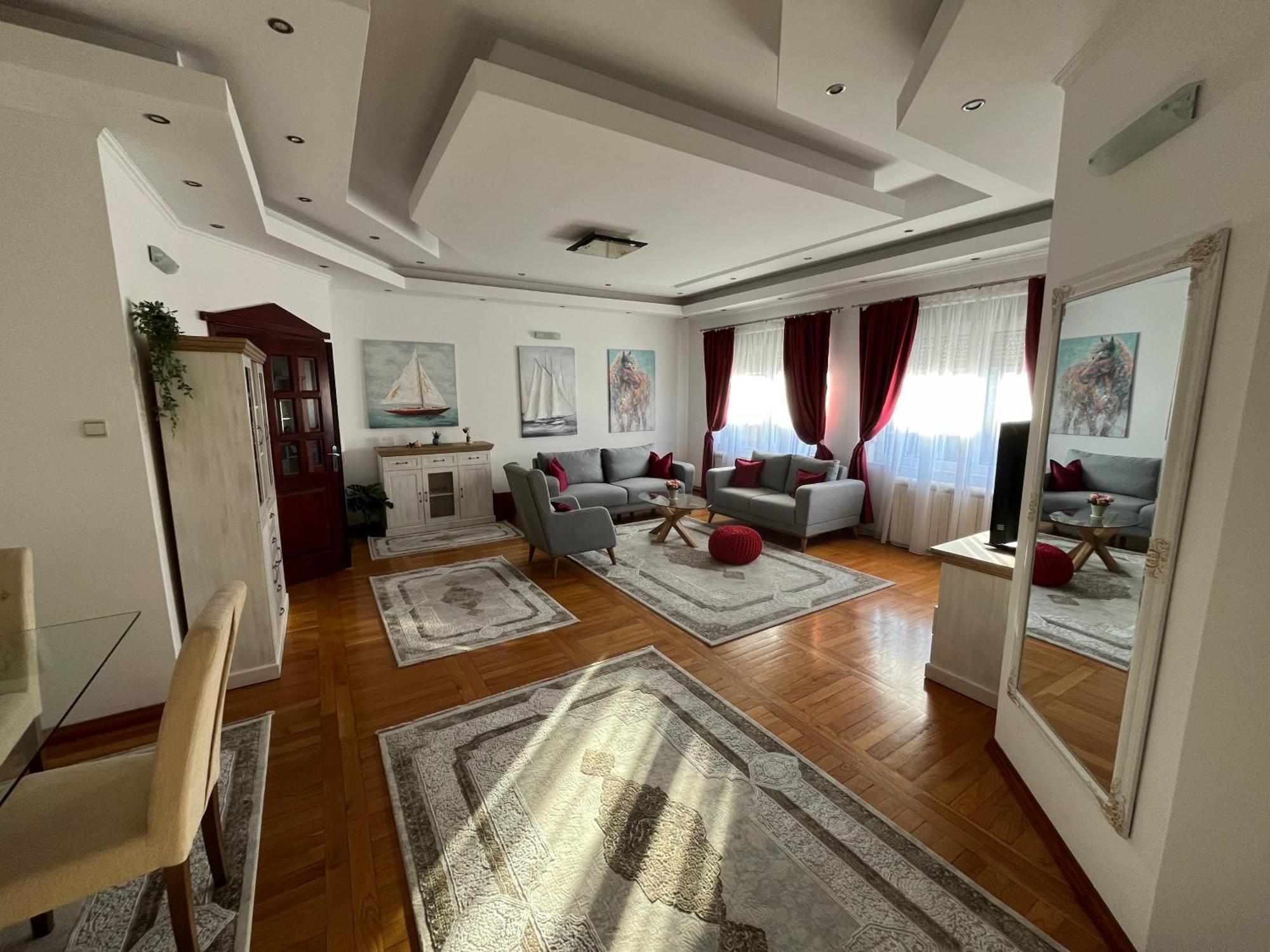 Airport Sky Apartments Lux II ベオグラード エクステリア 写真